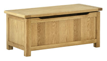 Load image into Gallery viewer, Maryland Blanket Box - Oak